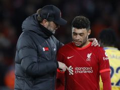 Liverpool's Alex Oxlade-Chamberlain with manager Juergen Klopp after the match
