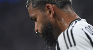 Douglas Luiz. (REUTERS/Massimo Pinca)