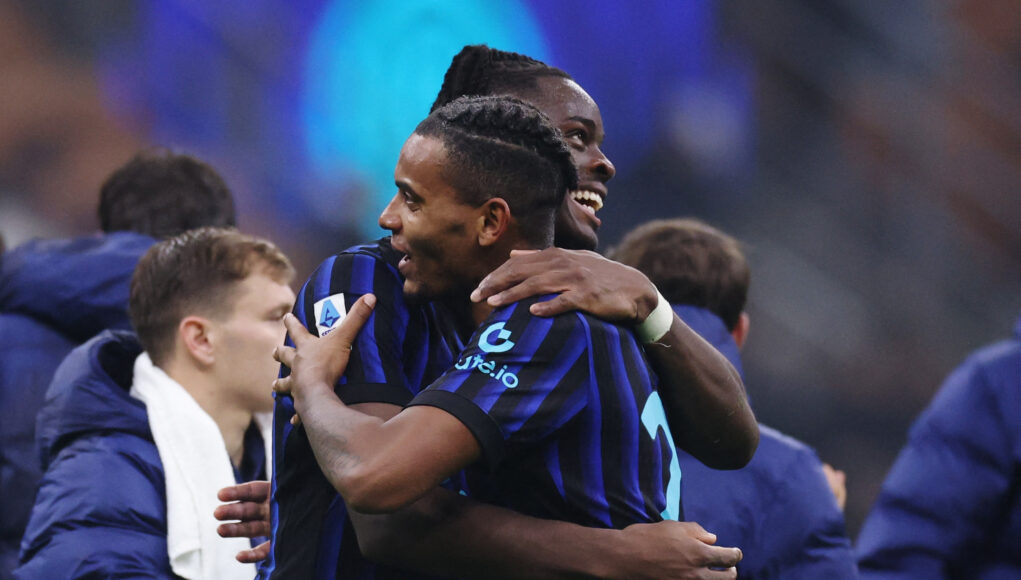 Serie A - Inter Milan v Fiorentina Inter Milan's Manuel Akanji and Yann Bisseck. (REUTERS/Claudia Greco)